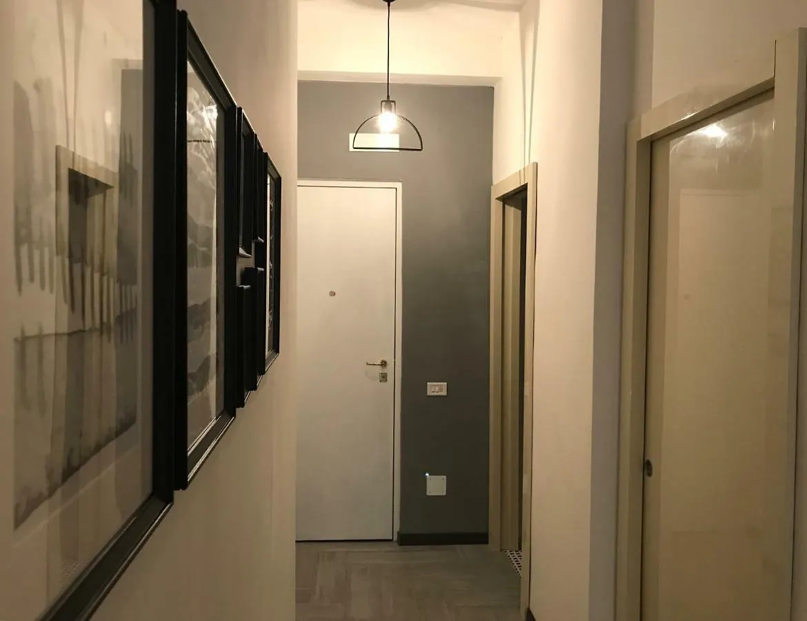 Apartment Style And Room Naples